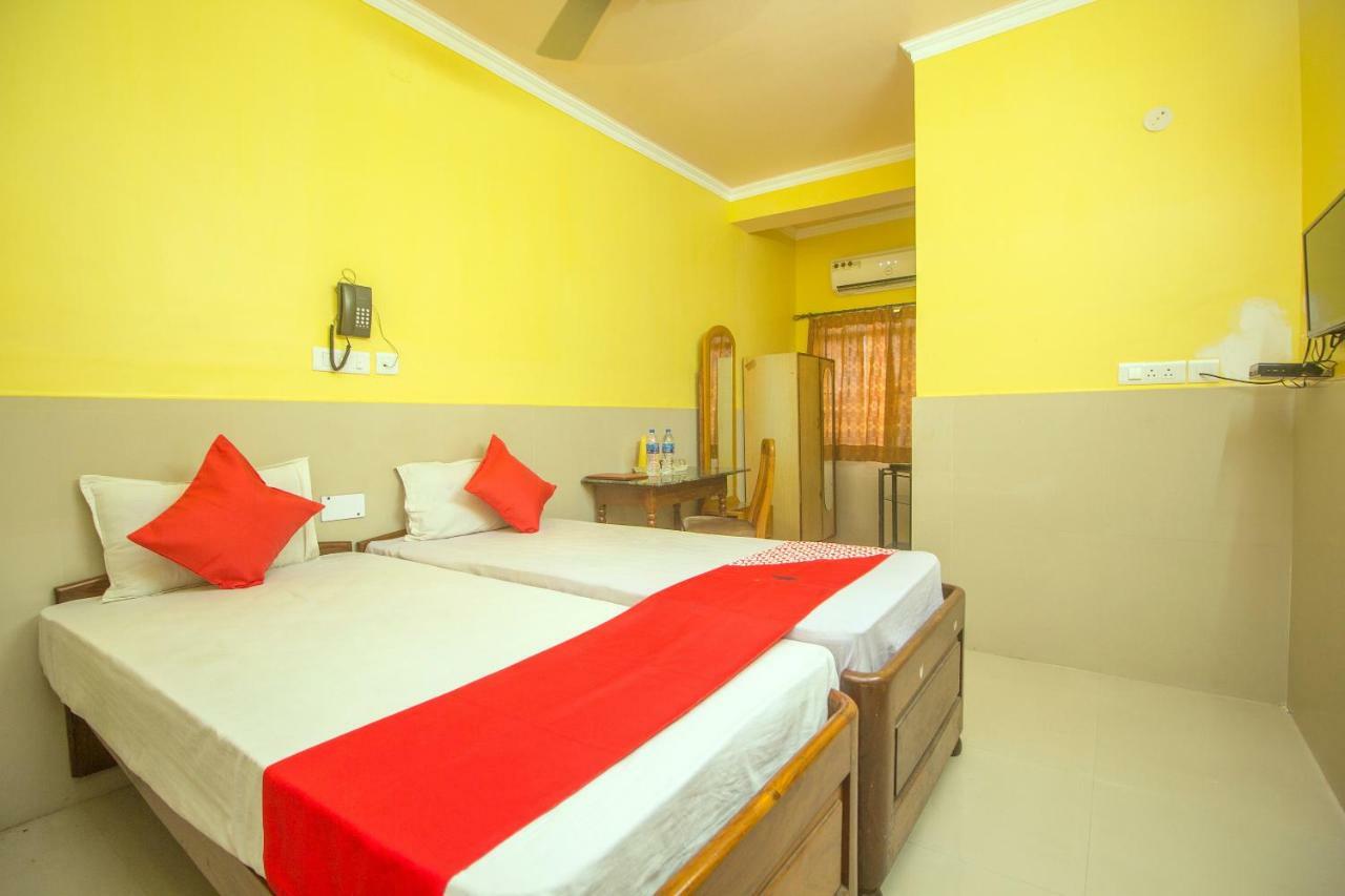 Oyo 44995 Royal Park Hotel Malda Bagian luar foto